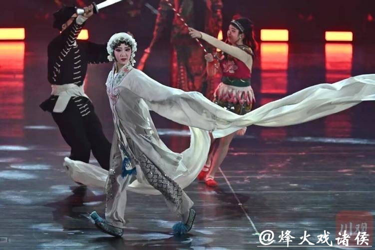 四川省第三届川剧汇演汇报演出暨2026新春戏曲晚会举办 四川省第三届川剧汇演汇报演出暨2026新春戏曲晚会举办